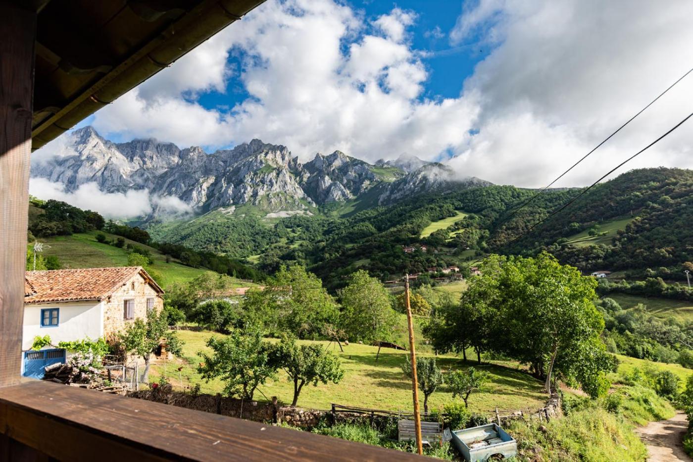 Apartamentos Rurales Los Picos De Redo Camaleño Buitenkant foto