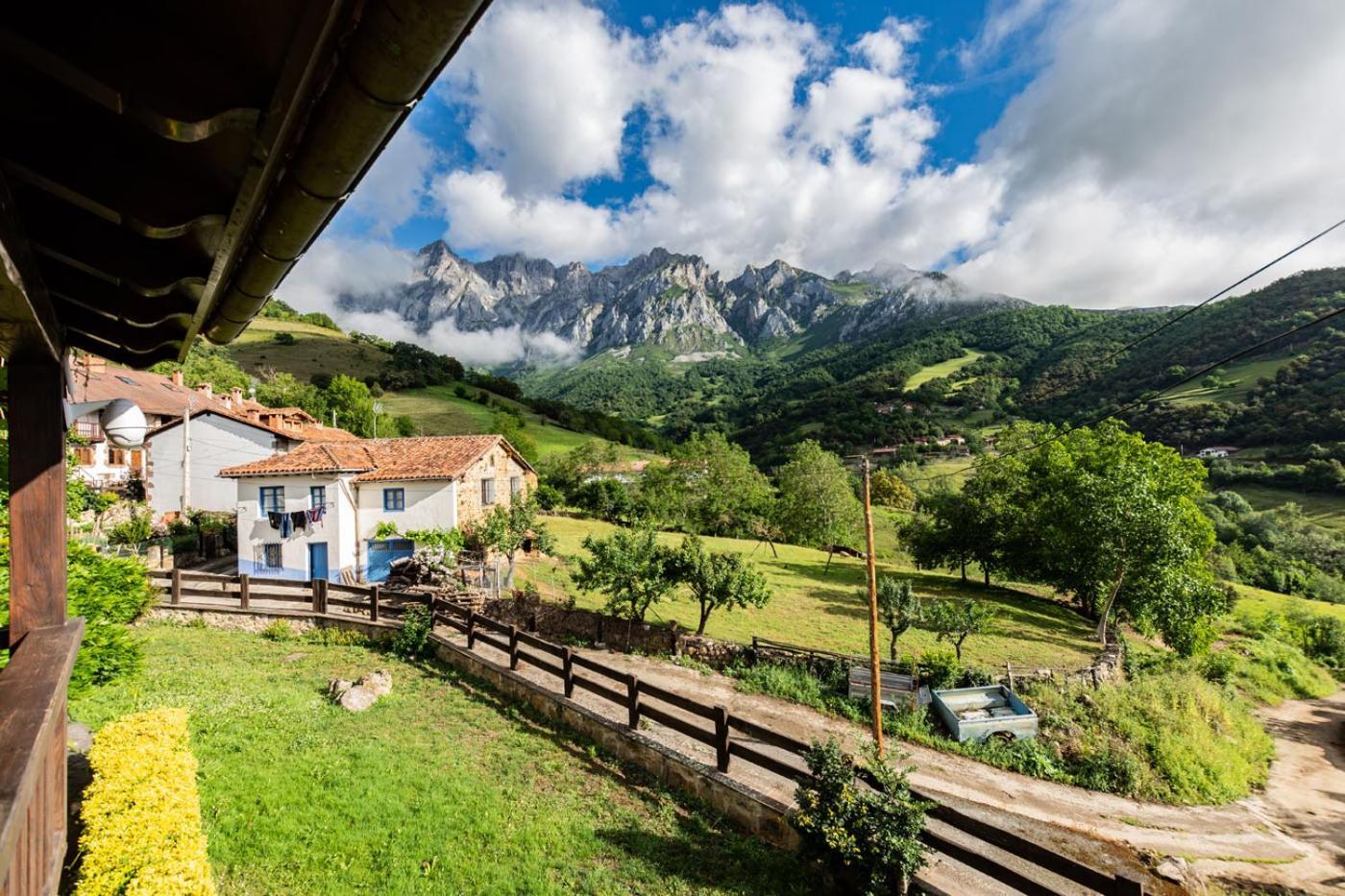 Apartamentos Rurales Los Picos De Redo Camaleño Buitenkant foto